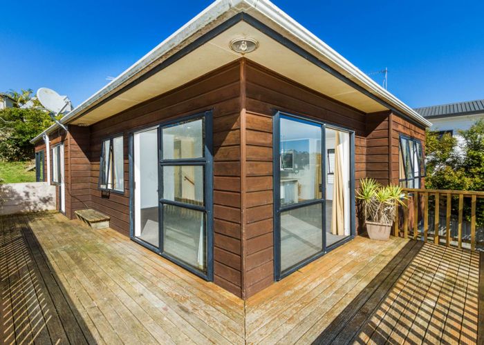  at 1/38 Nor'East Drive, Northcross, Auckland