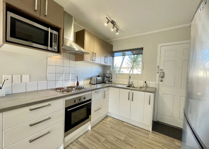  at 2/3 Kirkpatrick Place, Papamoa Beach, Papamoa