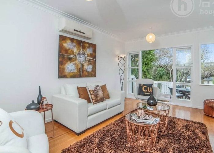  at 7 Mayfair Crescent, Mairangi Bay, North Shore City, Auckland