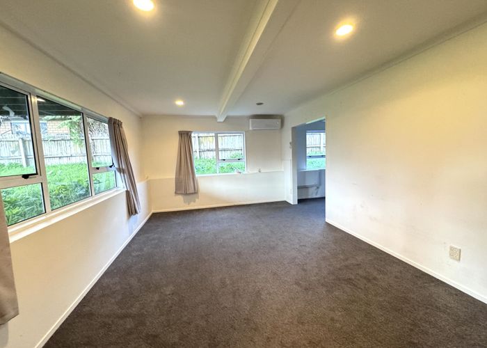  at 2/70 Pah Road, Papatoetoe, Manukau City, Auckland