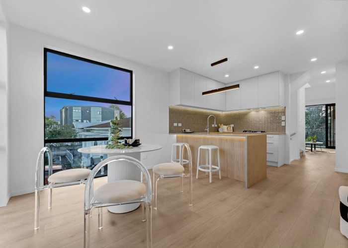  at 7/1 Waiohua Road, Greenlane, Auckland City, Auckland