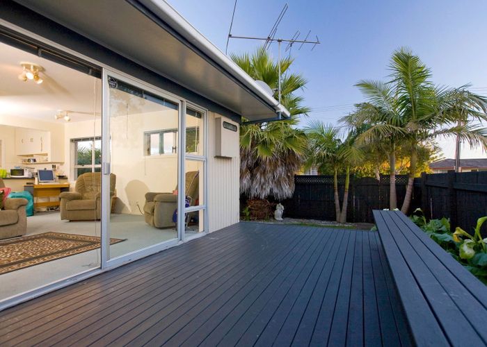  at 1/206 Bucklands Beach Road, Bucklands Beach, Manukau City, Auckland