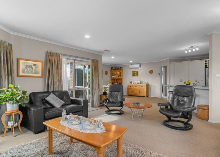  at 14 Maxwell Place, Kamo, Whangarei