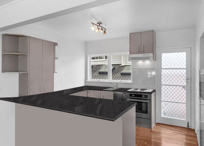  at 2/39 Aramoana Avenue, Devonport, Auckland