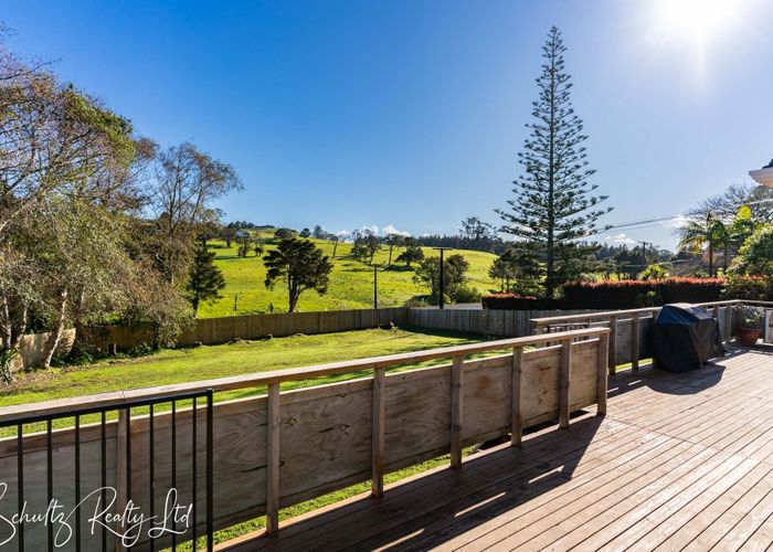  at 17A Ash Grove, Maungaturoto