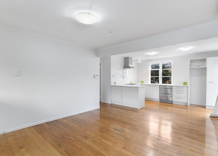 at 8/214 Campbell Road, Greenlane, Auckland City, Auckland