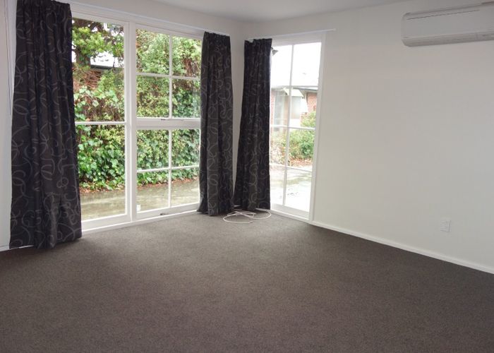 at 2/452 Barbadoes Street, Edgeware, Christchurch