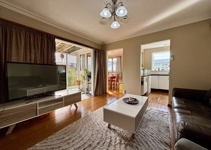  at 18 Nancy Avenue, Mairehau, Christchurch City, Canterbury