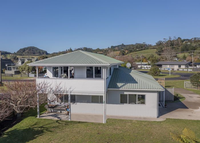  at 1 Banks Street, Cooks Beach, Whitianga