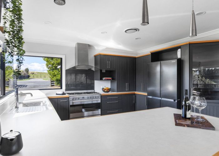  at 354 Henwood Road, Hillsborough
