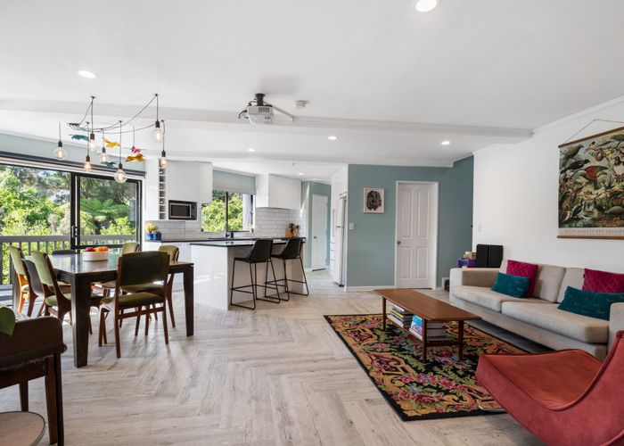  at 43 Holmes Drive South, Massey, Waitakere City, Auckland