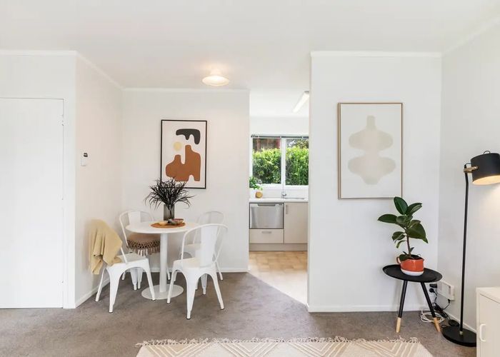  at 4/28 Ferndale Road, Mount Wellington, Auckland City, Auckland