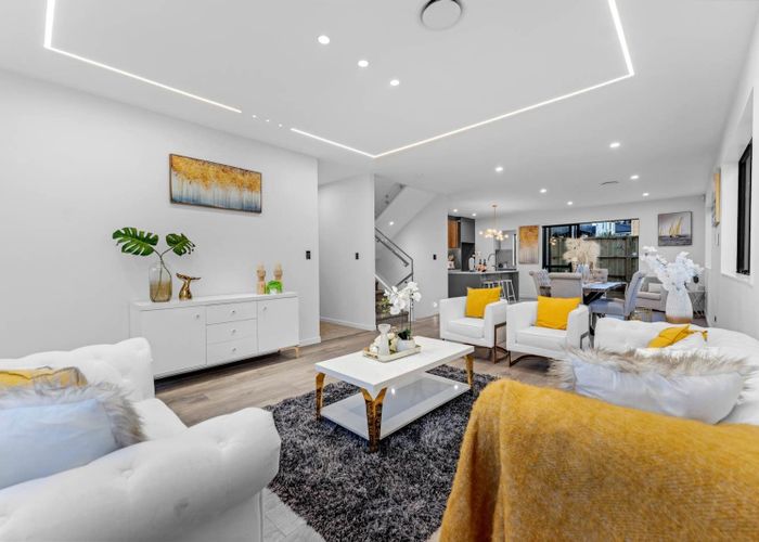 at 12 Glann Lane, Flat Bush, Manukau City, Auckland