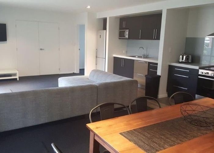  at 2/189 Kilmore Street, City Centre, Christchurch City, Canterbury