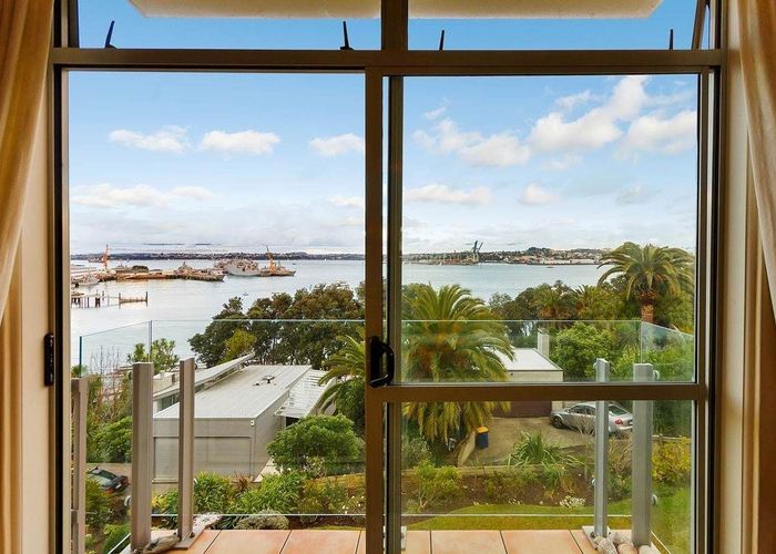  at 5/25 Stanley Point Road, Devonport, North Shore City, Auckland