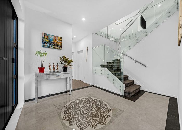  at 32 Tir Conaill Avenue, Flat Bush, Manukau City, Auckland