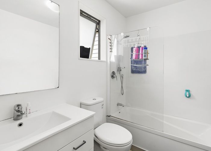  at 4/44 Owen Street, Newtown, Wellington