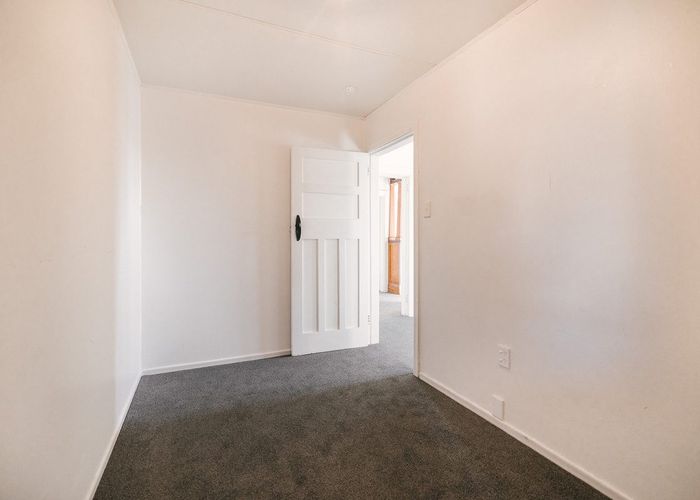 at 74 Chelwood Street, Takaro, Palmerston North
