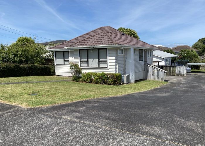  at 1/2 Milan Road, Papatoetoe, Manukau City, Auckland