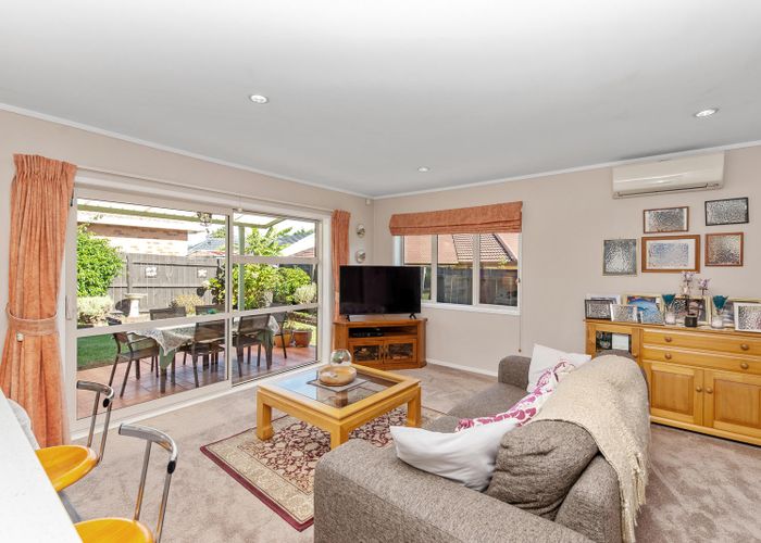  at 127B Parrs Cross Road, Glen Eden, Auckland