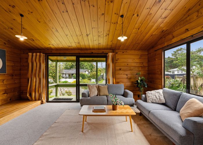  at 19 John Witton  Drive, Crofton Downs, Wellington, Wellington