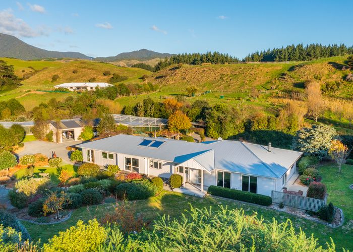  at 90 Ngatiawa Road, Reikorangi, Waikanae