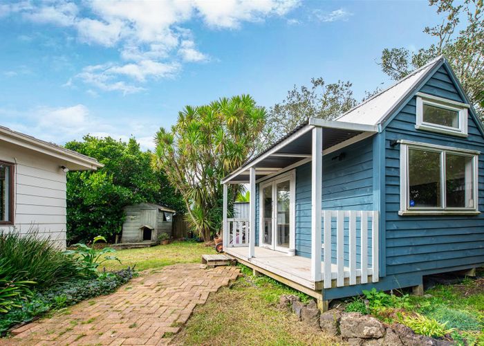  at 42 Arodella Crescent, Ranui, Auckland