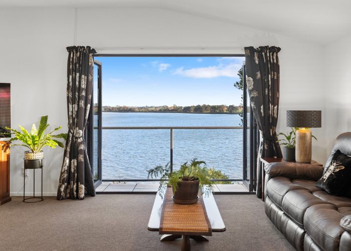  at 10 Elana Court, Conifer Grove, Papakura, Auckland