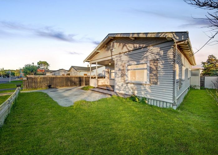  at 69 Abbotts Way, Remuera, Auckland