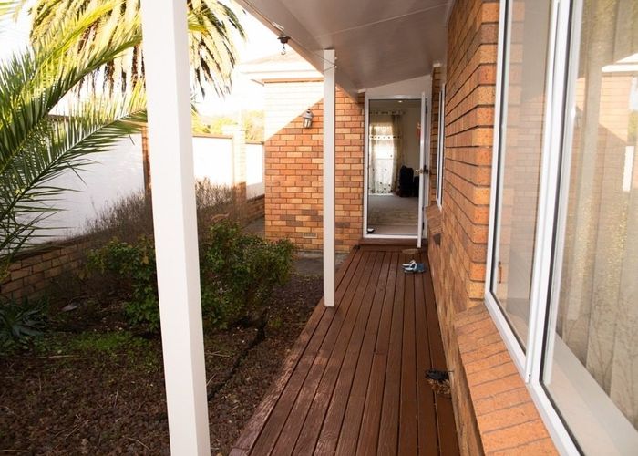  at 2/43 Karaka Street, Takapuna, Auckland