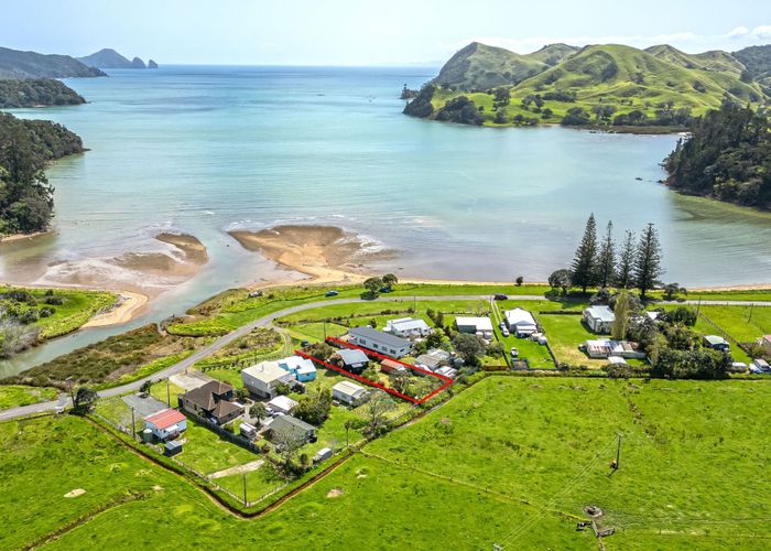  at 60 Carey Road, Port Charles, Coromandel