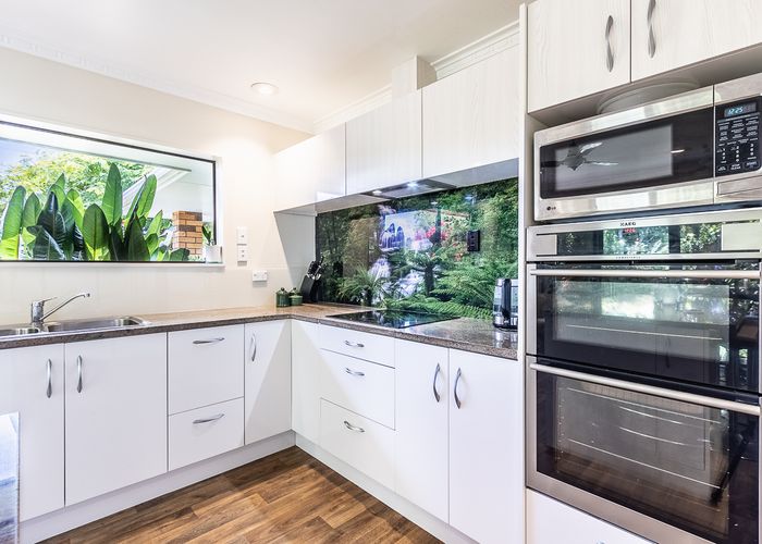  at 270 Te Moana Road, Waikanae