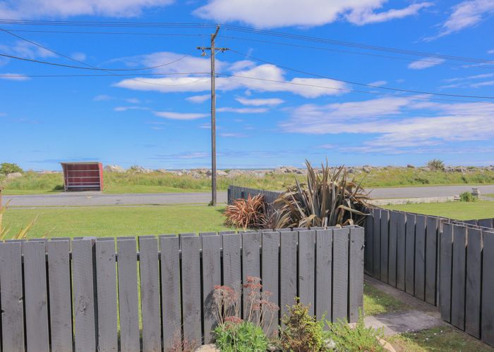  at 98 Domett Esplanade, Cobden, Greymouth