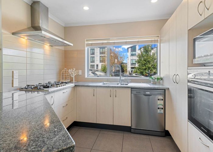  at 276 Murphys Road, Flat Bush, Auckland