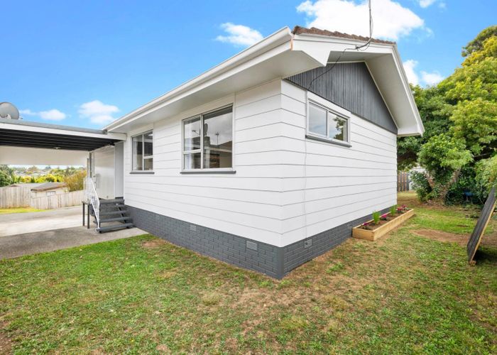  at 1/48 Archmillen Avenue, Pakuranga Heights, Manukau City, Auckland