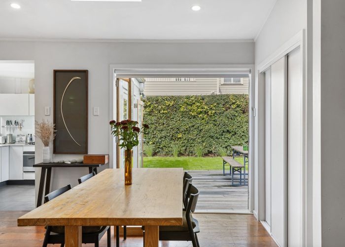  at 22 Wright Road, Point Chevalier, Auckland