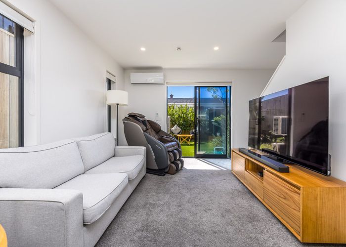  at 4/10 Willcott Street, Mount Albert, Auckland City, Auckland