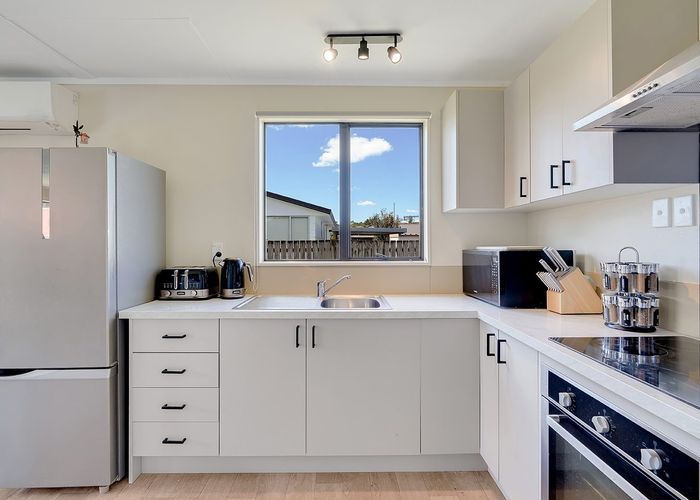  at 13 Gillett Lane, Enderley, Hamilton, Waikato