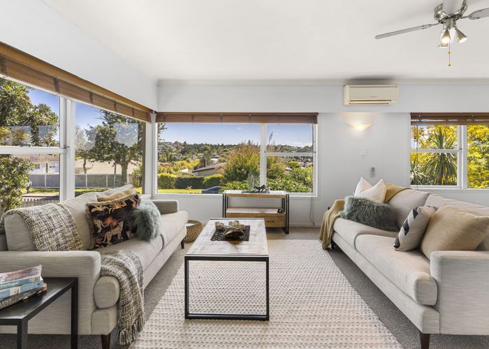  at 1/18 Eban Avenue, Hillcrest, North Shore City, Auckland