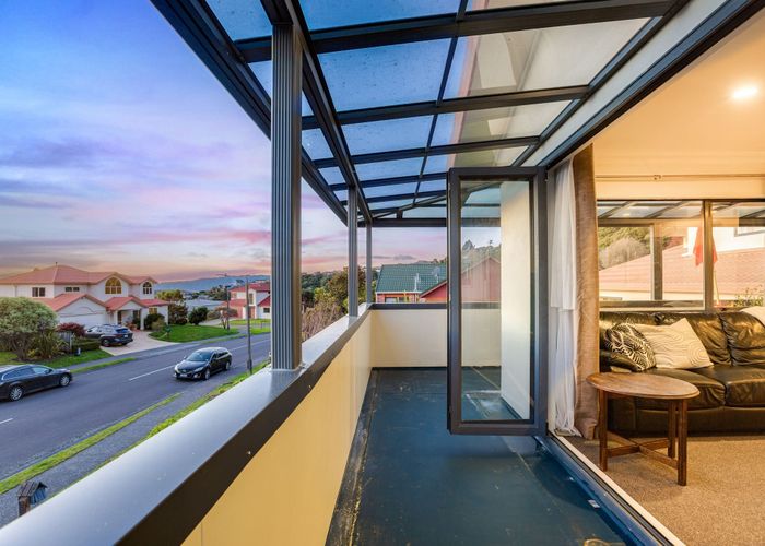  at 125 Eskdale Road, Papakowhai, Porirua, Wellington