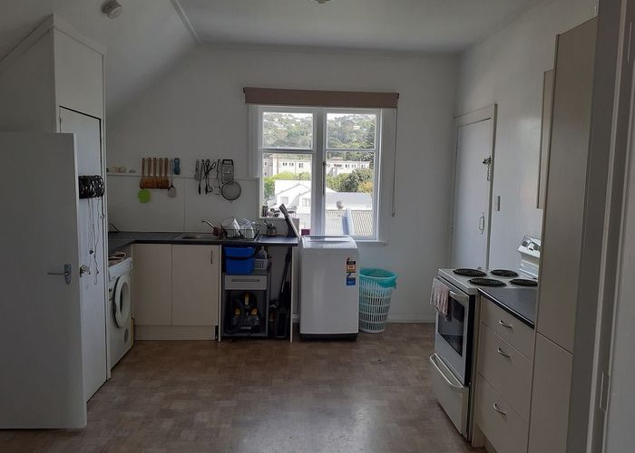  at 2/210 Rintoul Street, Berhampore, Wellington, Wellington
