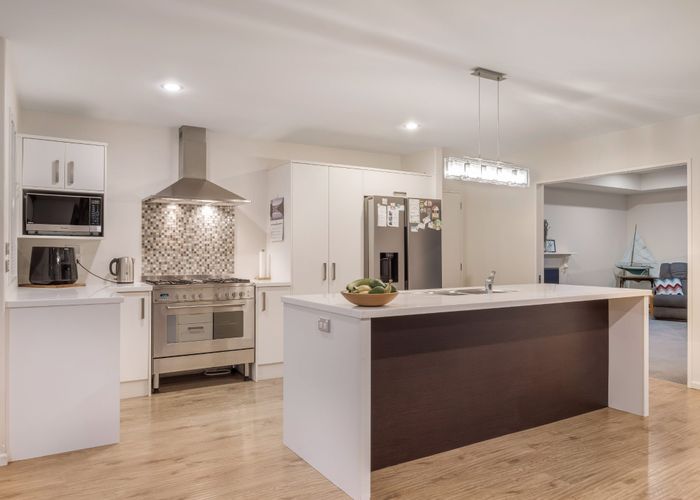  at 37 Globe Bay Drive, Templeton, Christchurch City, Canterbury