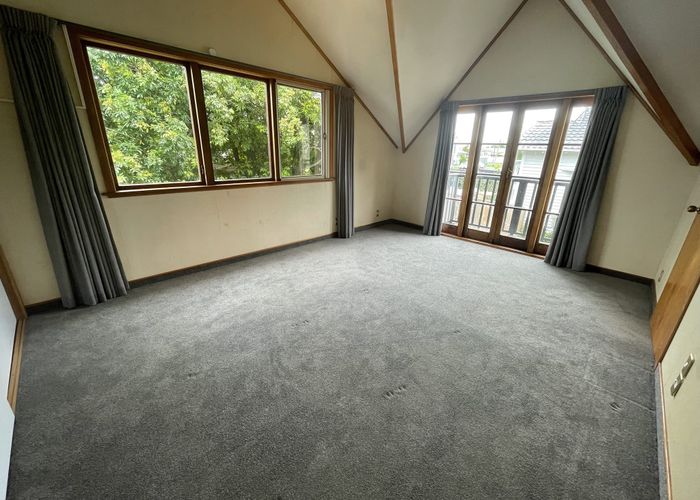  at 19 Moa Road, Point Chevalier, Auckland