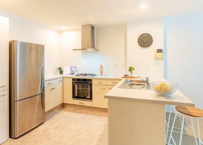  at 6 Brown Street, Mount Cook, Wellington, Wellington