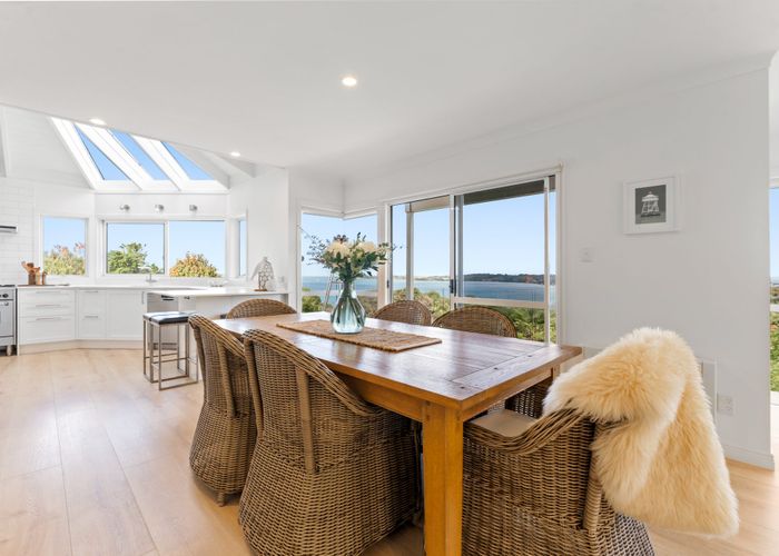  at 6 Puriri Place, Sandspit, Warkworth