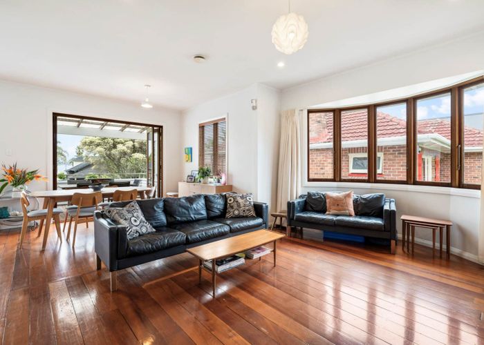  at 35 St Michaels Avenue, Point Chevalier, Auckland