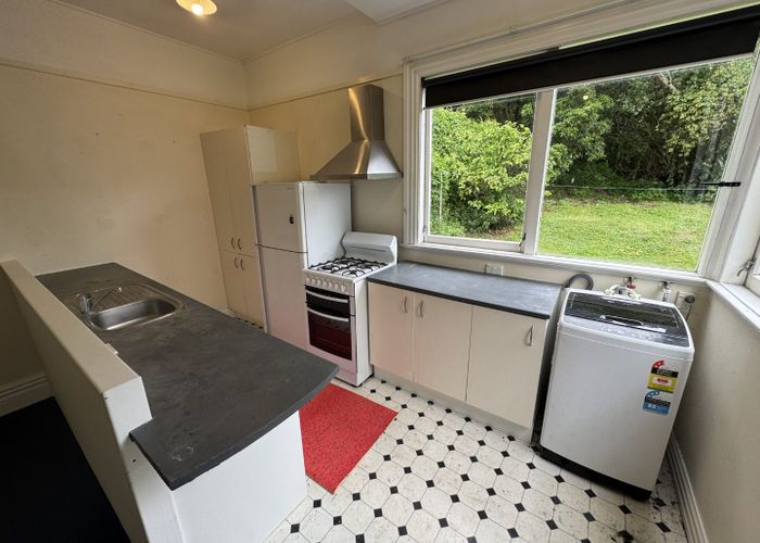  at 2b Russell Terrace, Newtown, Wellington, Wellington