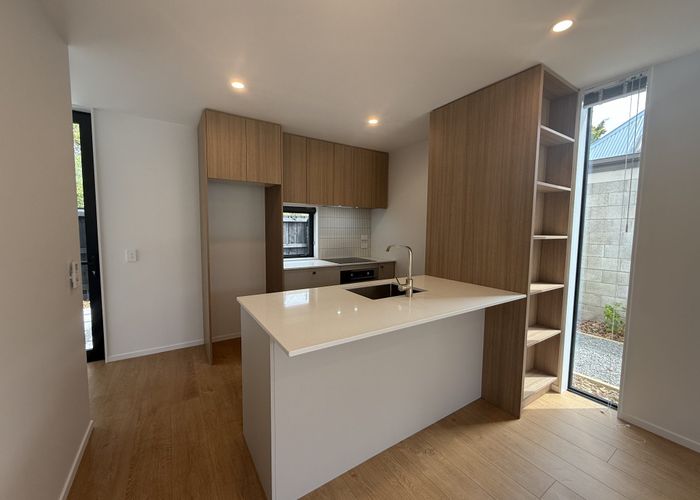  at 2/86 Holly Road, St. Albans, Christchurch City, Canterbury