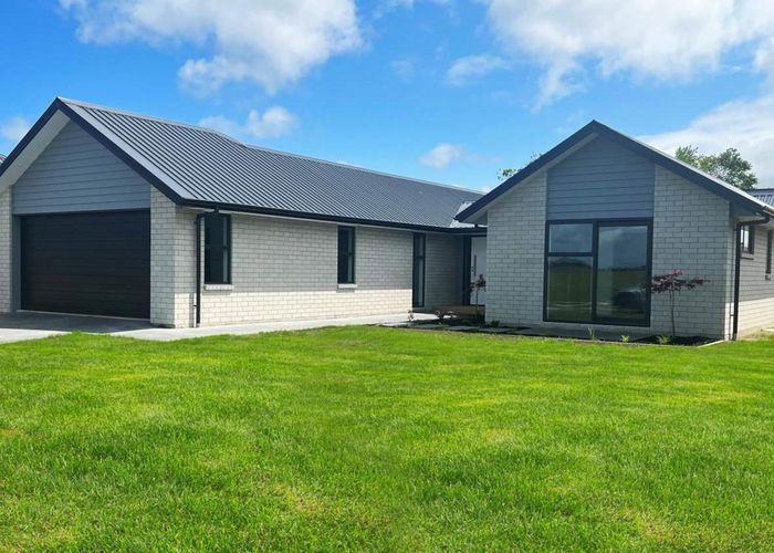  at 18 Patty Lane, Patumahoe, Pukekohe