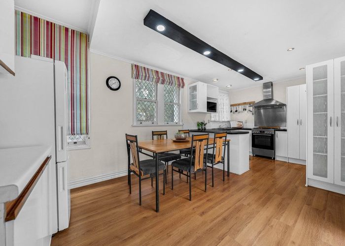  at 19 Paparoa Road, Cockle Bay, Manukau City, Auckland